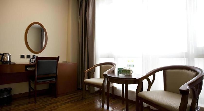 Greentree Inn Jining Yanzhou Jiuzhou Fangyuan Business Hotel Kültér fotó